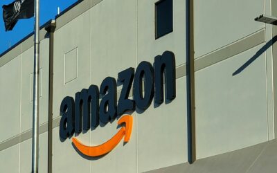 Amazonin markkina-arvo ohitti 2 biljoonan dollarin merkkipaalun ensimmäistä kertaa